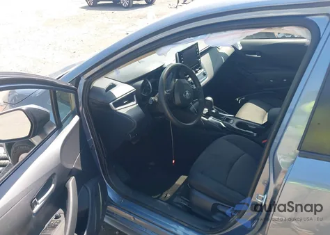 2020 Toyota Corolla Le z USA, uszkodzony, nr VIN JTDEPRAE8LJ058808